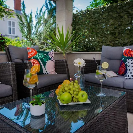 Apartment Niko's Charming With Free Parking Dubrovnik